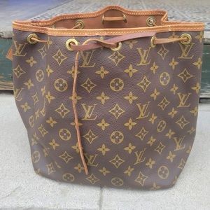 Vintage Louis Vuitton Petite Noè
